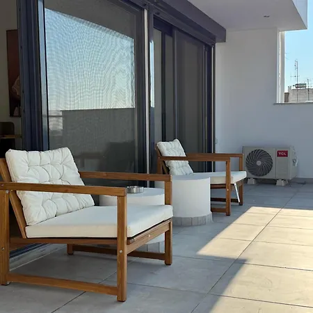Th0 Futuristic Luxury Two Bedrooms Apartments With High-Tech Amenities Athens Exterior photo