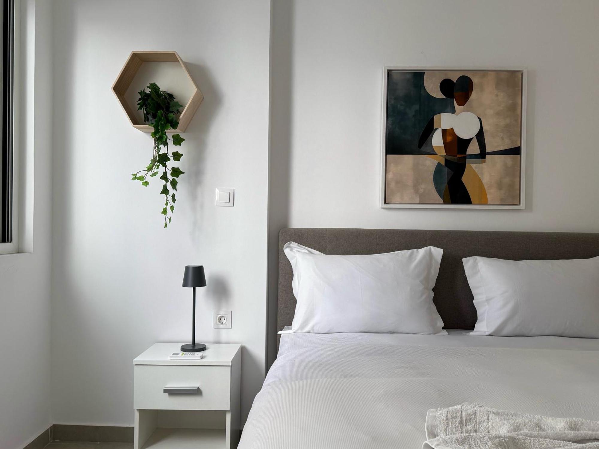 Th0 Futuristic Luxury Two Bedrooms With High-tech Amenities * Athens