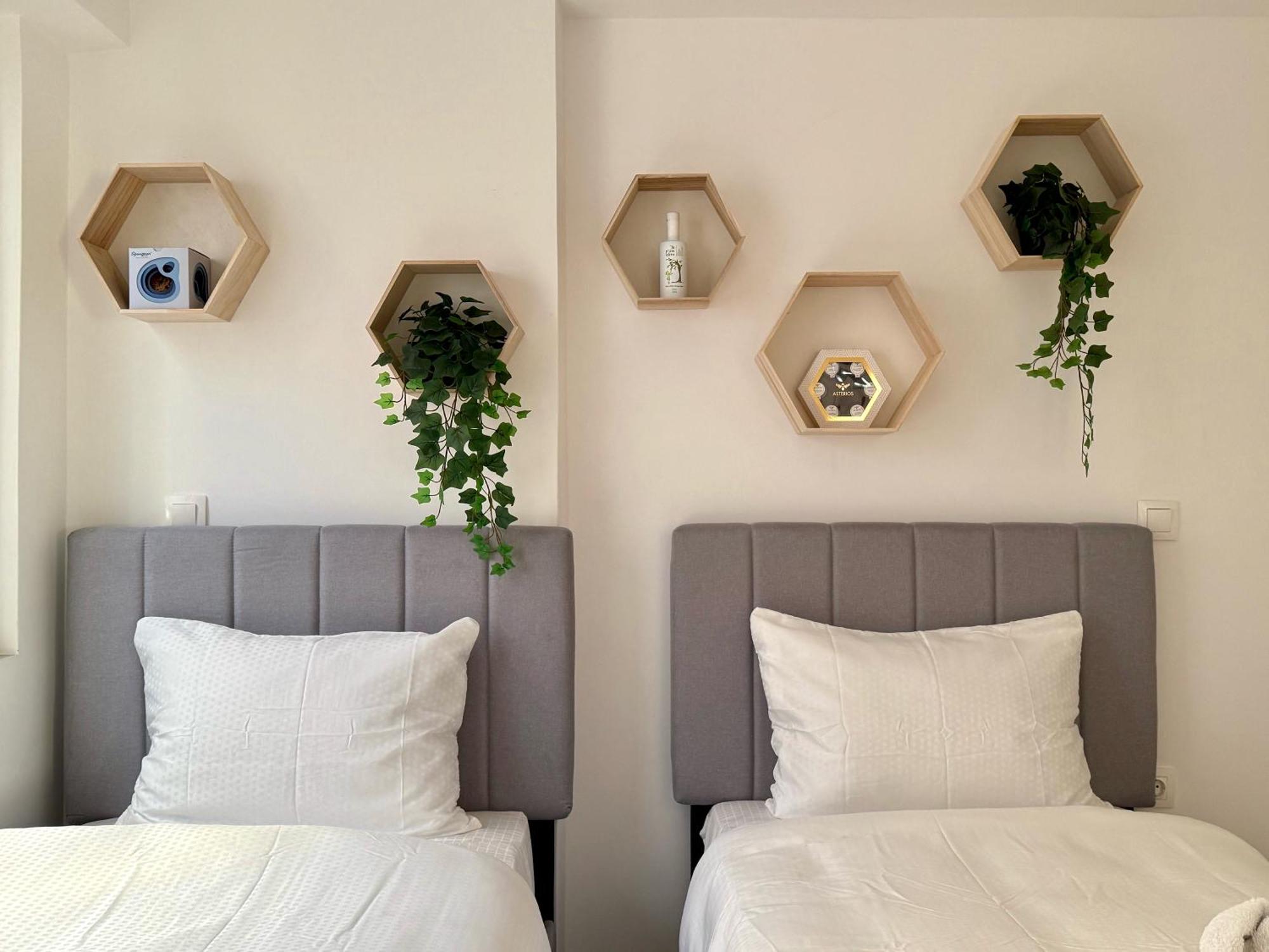 Apartment Th0 Futuristic Luxury Two Bedrooms With High-tech Amenities *