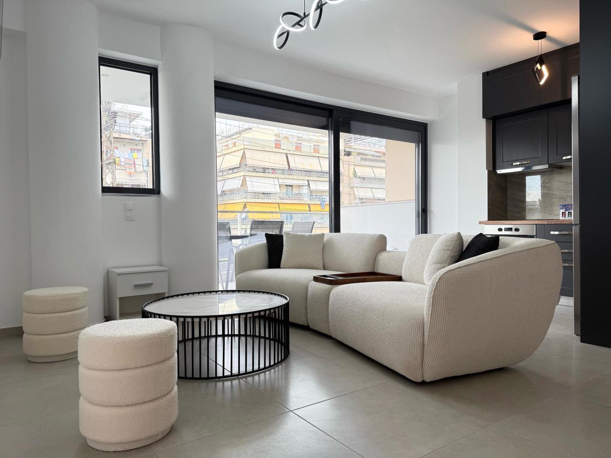 Th0 Futuristic Luxury Two Bedrooms With High-tech Amenities Apartment Athens