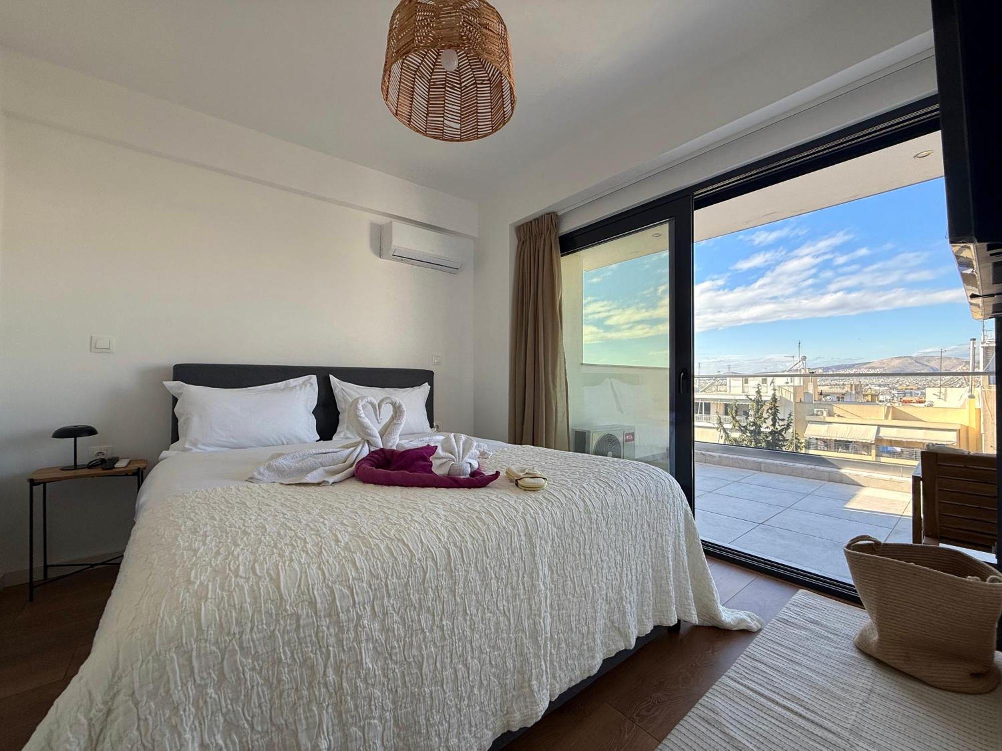 Apartment Th0 Futuristic Luxury Two Bedrooms With High-tech Amenities