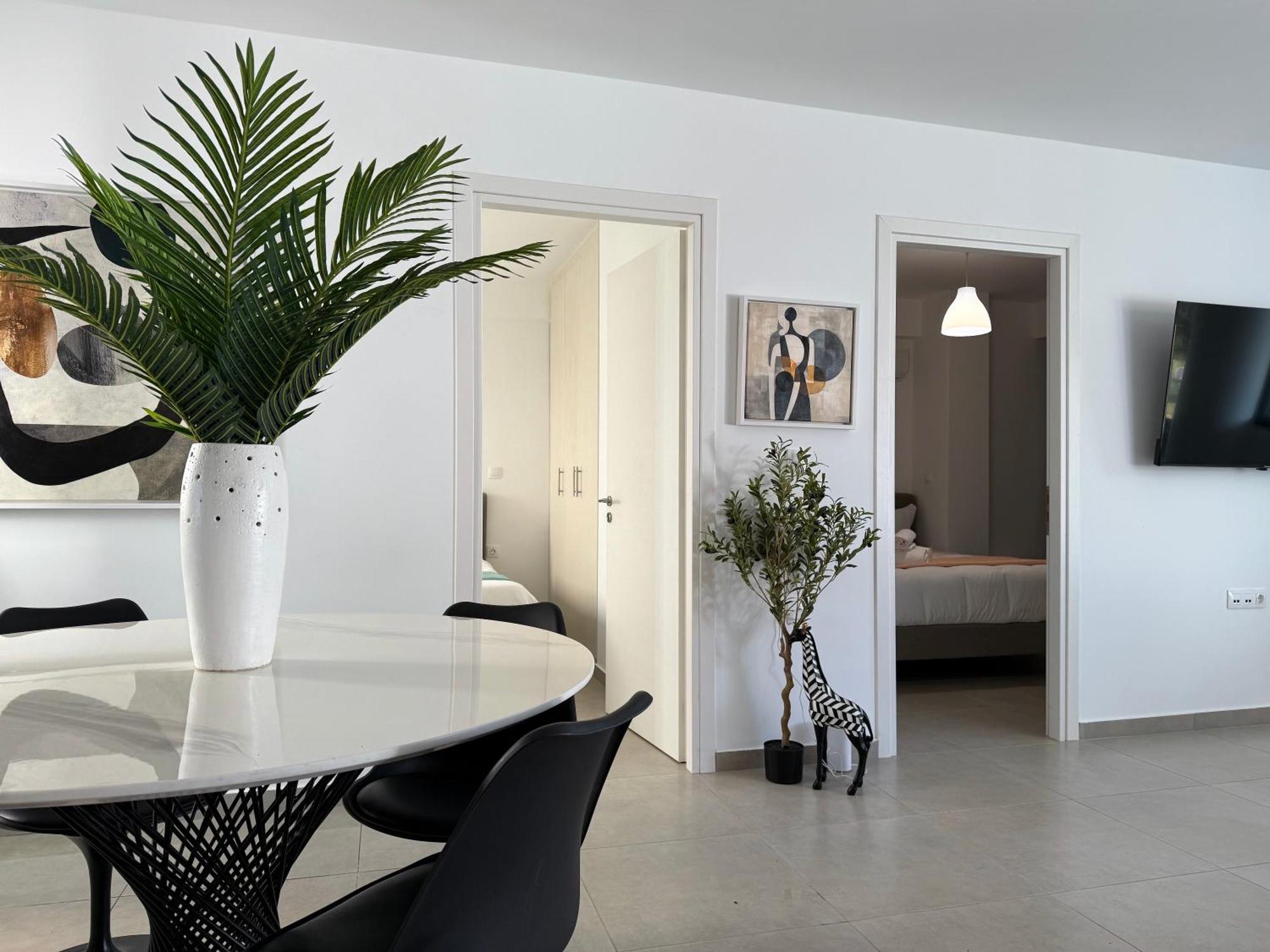 Th0 Futuristic Luxury Two Bedrooms With High-tech Amenities * Athens