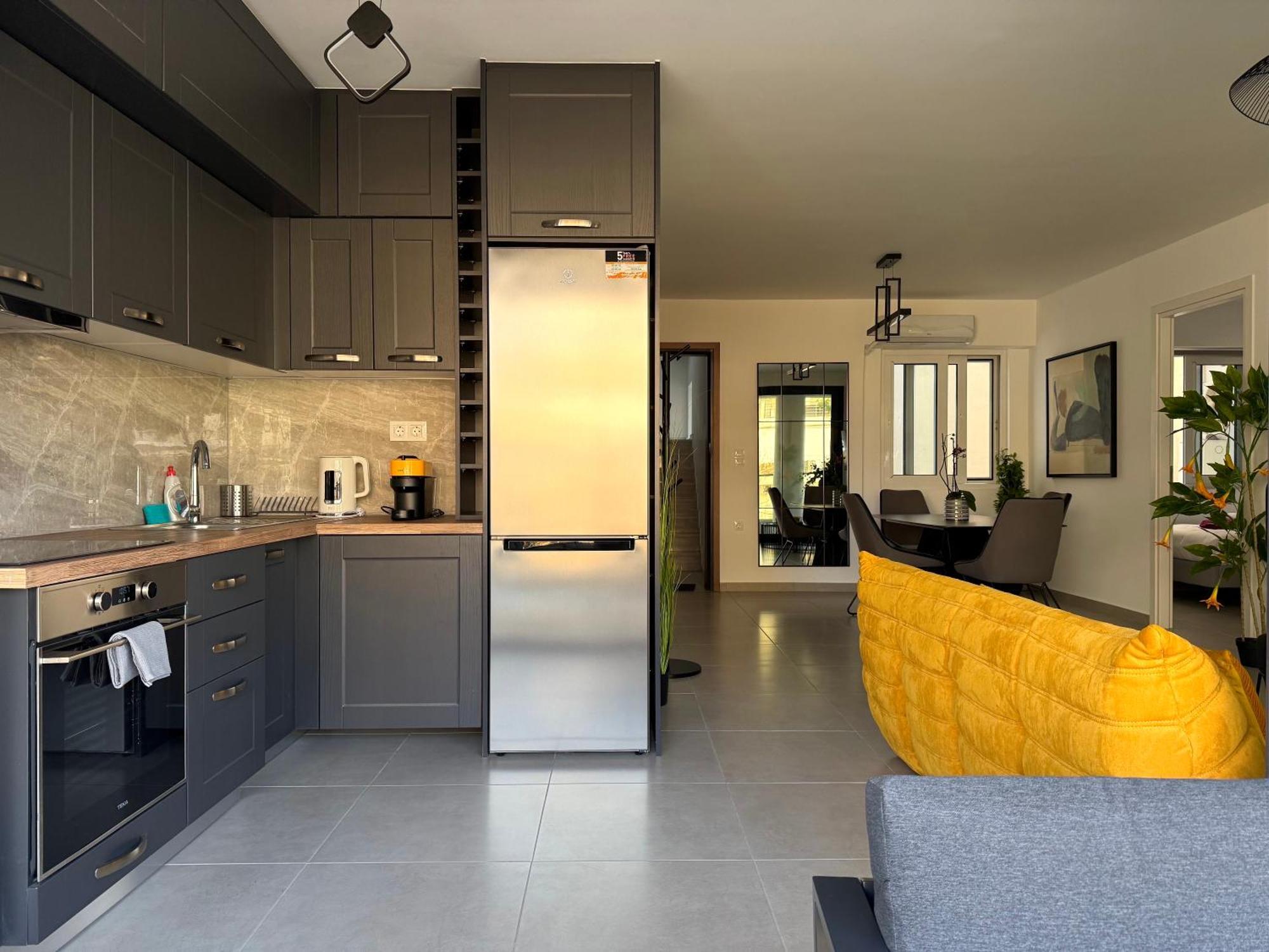 Th0 Futuristic Luxury Two Bedrooms With High-tech Amenities Athens
