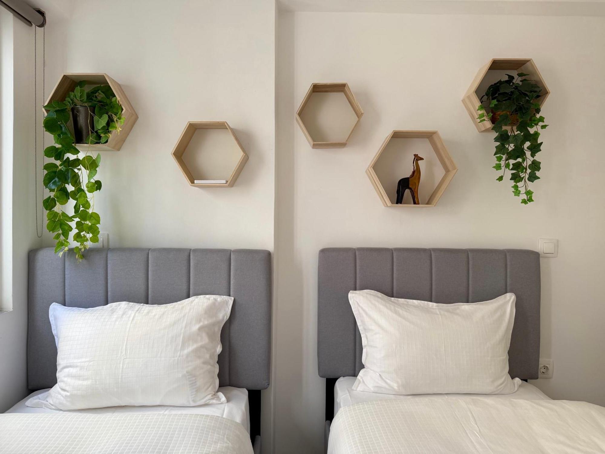 Th0 Futuristic Luxury Two Bedrooms With High-tech Amenities Apartment Athens