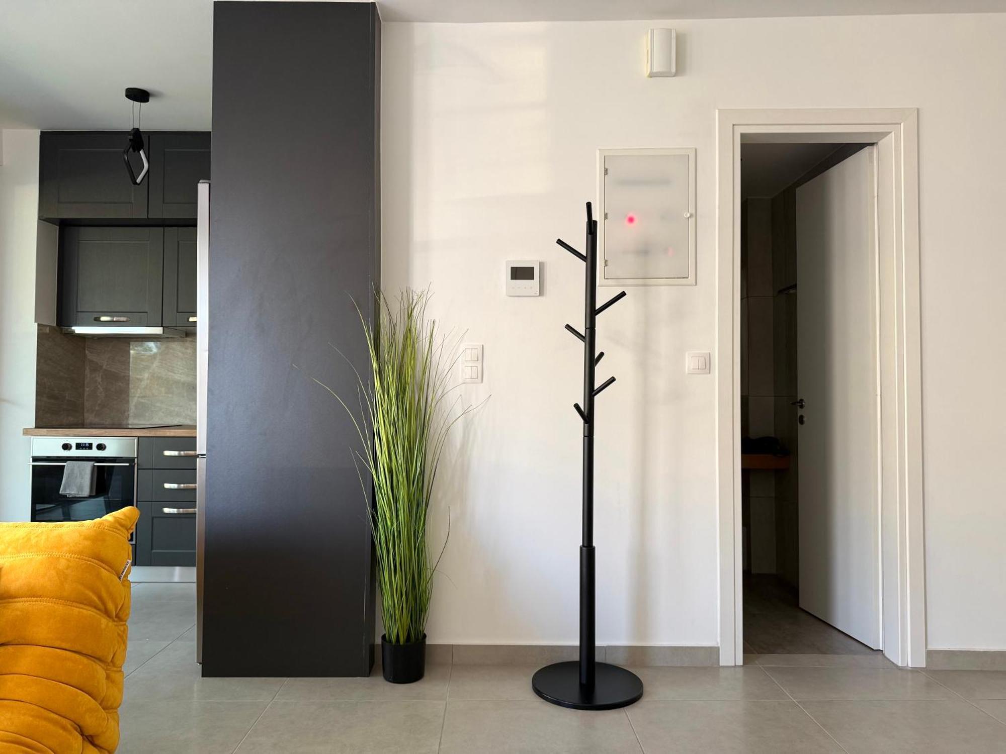 Th0 Futuristic Luxury Two Bedrooms With High-tech Amenities *